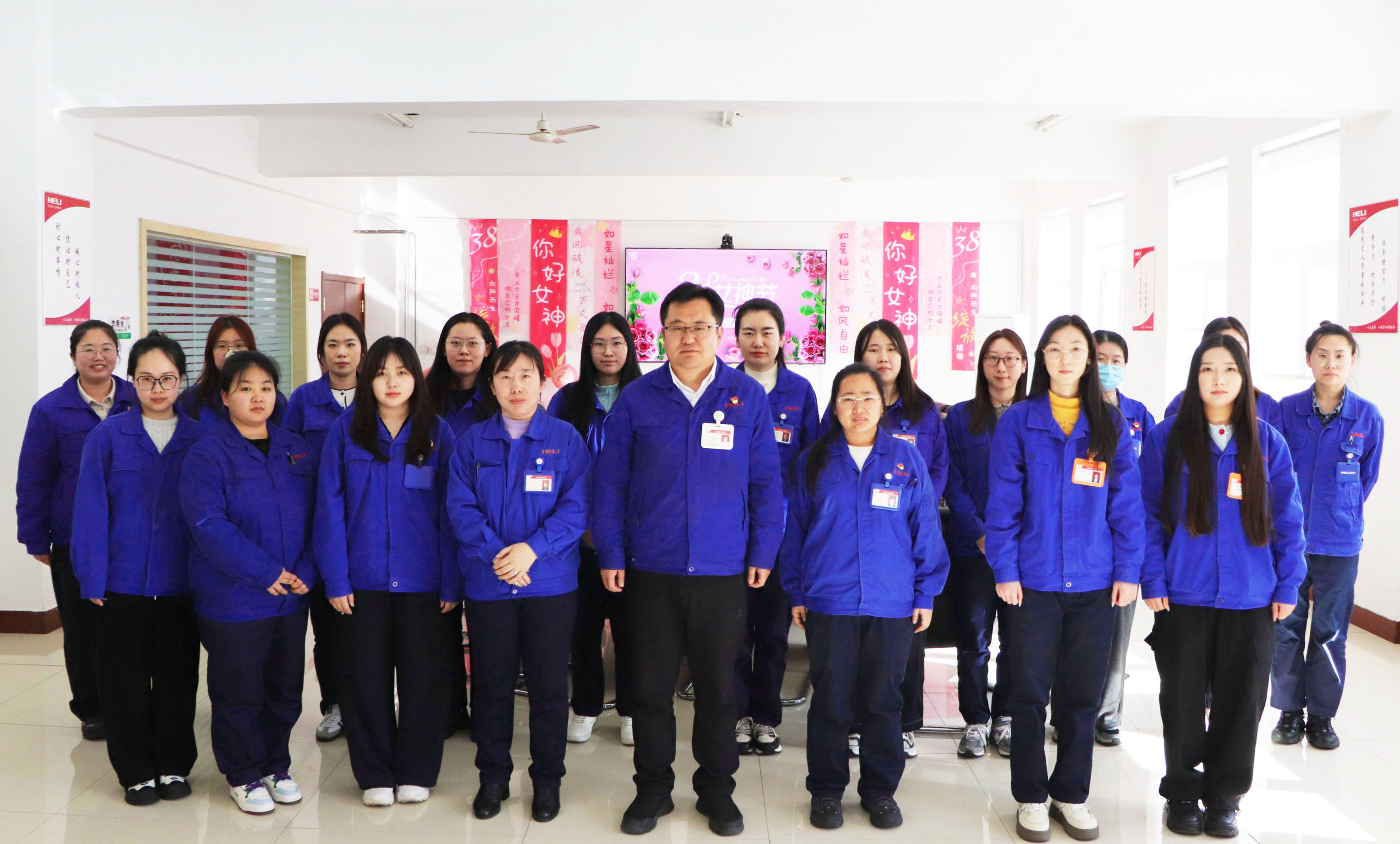 合影留念 拷贝.jpg